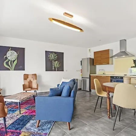 Apprt 2 Cham, Proche Du Centre, Wifi, Climatisation, San Giovanni Appartement